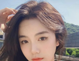 中国移动小姐姐漂亮图片,美丽与智慧并存的行业精英”